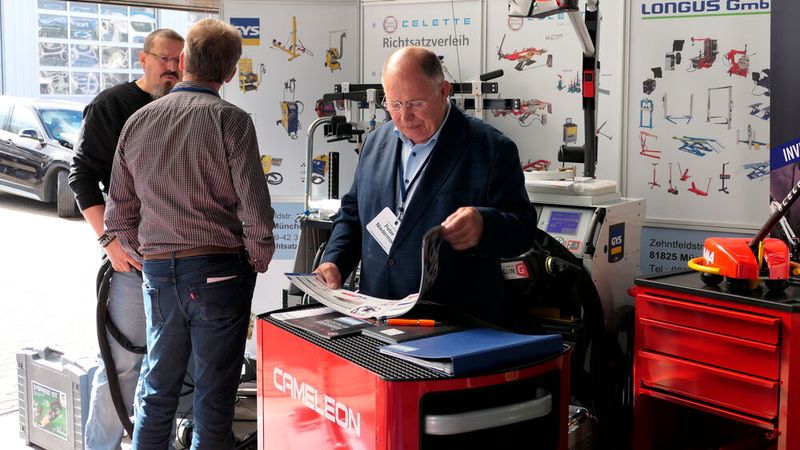 Das Münchner Traditionsunternehmen Vigil Niedermair vertreibt Werkstattausrüstungen und Karosserierichtsysteme. Zudem gibt es einen bundesweiten Verleihservice von Celette Richtwinkelsätzen. (Bild: Wenz | VCG)