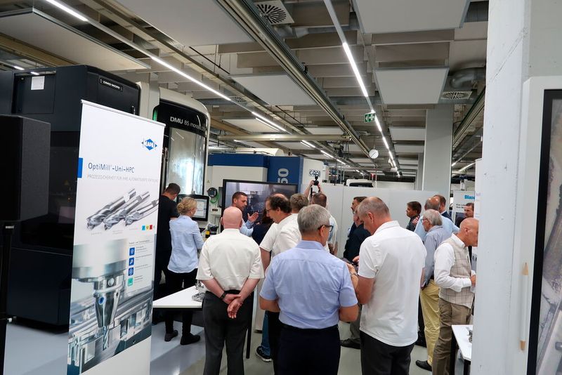 Impressionen bei Mapal in Aalen zu den neuesten Entwicklungen für die Sicherung der Zukunft bei der Zerspanung. Vieles davon wird übrigens auf der EMO Hannover 2025 zu sehen sein ... (Bild: P. Königsreuther)