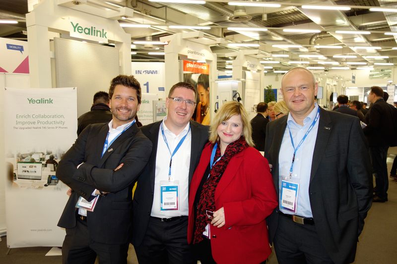 Susanne Rabe, ComputaCenter mit (v. l.) Matthias Ostermeier, Dennis Wannags und Andreas Aulke, Ingram Micro (Bild: IT-BUSINESS)