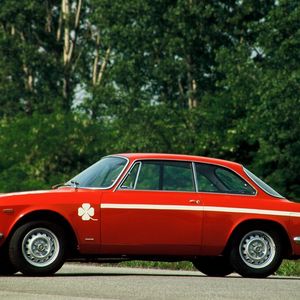Heute kennzeichnet die Modellbezeichnung Junior ein kleines SUV von Alfa Romeo – 1966 debütierte der erste Alfa Junior als Coupé im Bertone-Design.(Bild:  Alfa Romeo)