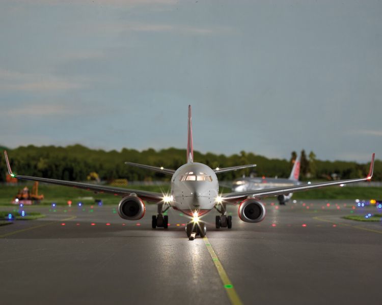 Hambur: Im Miniatur-Wunderland fahren auf rund 13.000 m Gleislänge mehr als 900 Züge im Maßstab 1:87. (Bild: Miniatur Wunderland Hamburg)