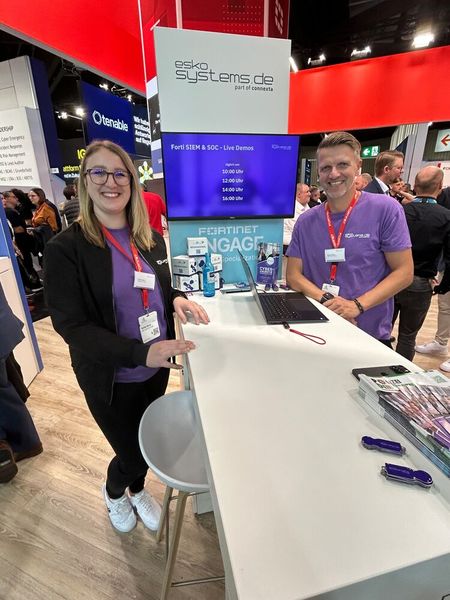 Carina Garro und Martin Meßmer von der esko-systems GmbH (Bild: Vogel IT-Medien )