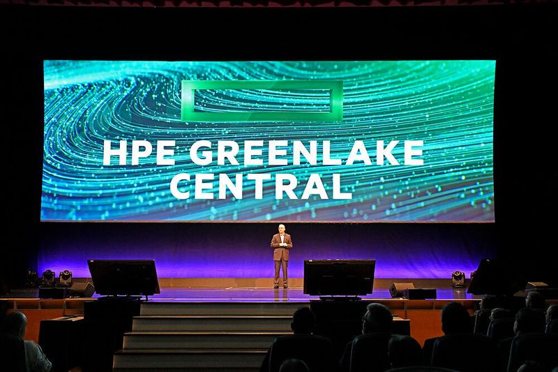 Antonio Neri, CEO von HPE, stellt auf der Discover More die Management-Plattform Greenlake Central vor. (HPE)