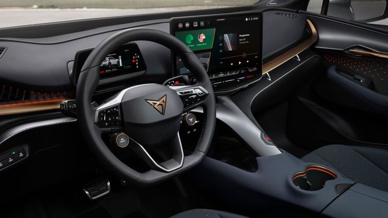 … insbesondere da die Preisliste bei mindestens 56.200 Euro beginnt. (Bild: Seat)