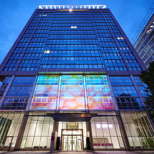 Evonik erhöht seine Additiv-Kapazitäten für Architektur-Farben in Europa.(Bild:  Evonik)