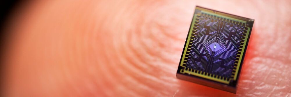 Intel’s new chip to advance silicon spin qubit research for quantum ...
