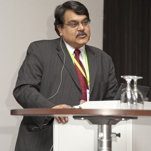 Dr Ajaz Hussain, Former FDA Deputy Director war bei der FDA maßgeblich für die Einführung von Quality by Design (QbD) und Process Analytical Technology (PAT) verantwortlich.