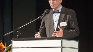 Ludwig Angerpointner, Geschäftsführer der LTN Servotechnik aus Otterfing, fordert eine schnellere Bearbeitung von Asylanträgen und eine rasche Integration von Flüchtlingen in den Arbeitsmarkt. (Bild: SMG Standortmarketing-Gesellschaft Landkreis Miesbach)