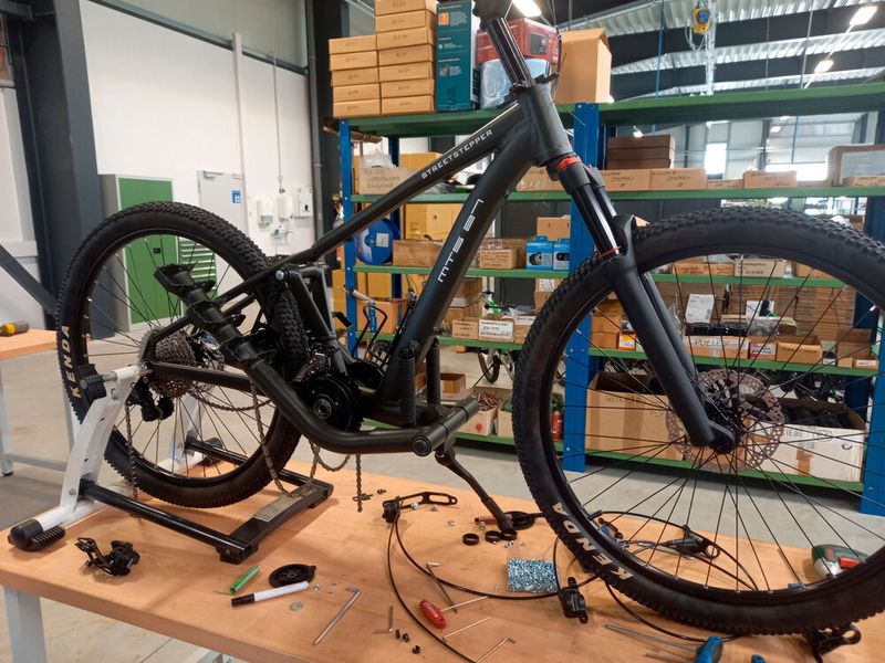 Montiert wird der Streetstepper, der fast komplett made in Germany ist, im schwäbischen Schorndorf. (Bild: DPS Software)