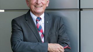 Prof. Dr.-Ing. Jürgen Brauckmann wurde zum 1. Januar 2016 als neuer Executive Vice President Mobility ernannt. (Foto: TÜV Rheinland)