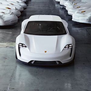 Der erste elektrische Porsche soll 2019 auf den Markt kommen.