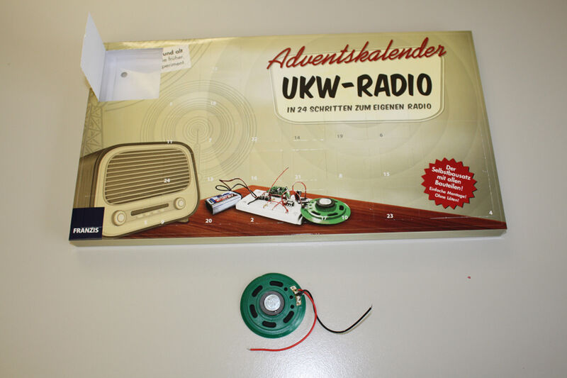 Das erste Türchen für den UKW- und Adventsfreund beinhaltet einen Lautsprecher – mit einer Membran, die später den Schall erzeugen soll. (Archiv: Vogel Business Media)