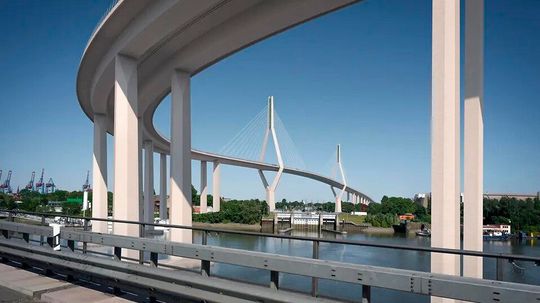 So soll sie einmal aussehen, die neue Köhlbrandbrücke. Eine Jury hat den Siegerentwurf einstimmig ausgewählt. Er knüpft an die charakteristische Bestandsform mit zwei Pylonen und Schrägseilen an.(Bild:  Hafen Hamburg)