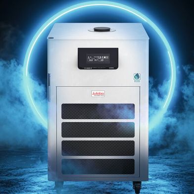 Mit den Valegro-Umlaufkühlern lassen sich vielfältige Kühlaufgaben bewältigen. (Bild: © Dmitry - stock.adobe.com/Julabo)