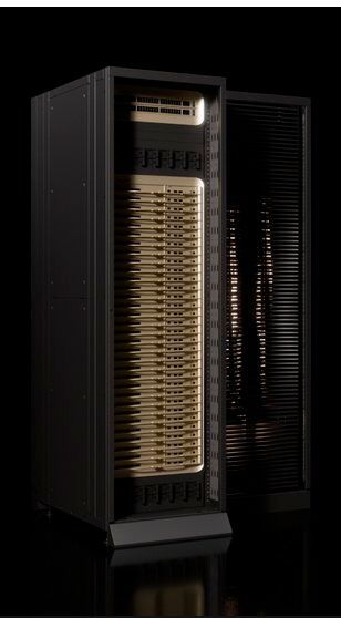 Das Rack für das „Groq“-Subsystem „Groq 3 LPX“(Bild:  Rüdiger/Nvidia)