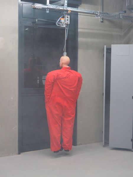 Diese Puppe wiegt 70 kg und kann sich auch akustisch bemerkbar machen. (Bild: Mühlenkamp)