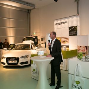 Michael Neisen, Vorsitzender der Geschäftsführung, begrüßte zahlreiche Gäste und freute sich über die Fertigstellung der Räumlichkeiten: „Angesichts unserer starken Ausrichtung auf zukunftsorientierte Technologien und des Wachstums bei ASAP werden wir diese Fläche auch brauchen.“