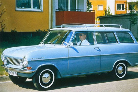... und der höchst erfolgreiche Kadett Caravan. (Foto: Opel)