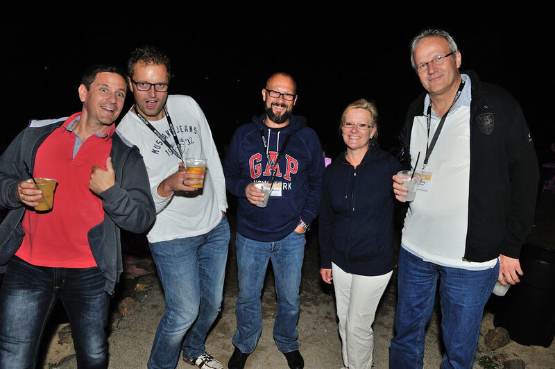 (v. l.) Michael Krämer (ServerEye), Sven Göbel (Wortmann), Mario Reuter (ServerEye), Elke Neubauer und Wolfgang Matzke (KLW GmbH) hatten viel Spaß. (Emendo)