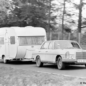 (Daimler AG)