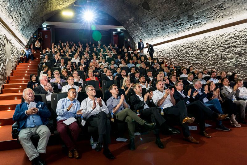 Nach der kurzen Einführung ... (Stefan Bausewein)