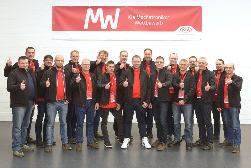 20 Teilnehmer kämpften beim Deutschland-Finale des „Global Technician Skill Cups“ von Kia um die Krone des besten Mechatronikers. (Kia)