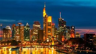 Frankfurt gehört zu den Zentren für Forschung, Entwicklung und die Transformation von Innovationen der digitalen Technologien und ist daher von besonderer Bedeutung für die digitale Wirtschaft der Zukunft.  (gemeinfrei)