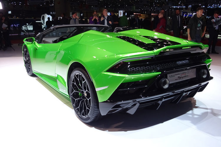 Den Basispreis für den Hurácan Evo gibt Lamborghini mit 219.000 Euro (Coupé) bzw. 240.900 Euro (Spyder) an. (Seyerlein/»kfz-betrieb«)