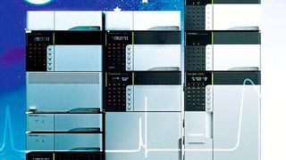 Abbildung 1: Das neue Nexera UC/s (SFC/UHPLC Switching-System) ermöglicht die Nutzung zweier verschiedener Trenntechniken mit einem einzigen System und erlaubt eine automatische Optimierung der Trennbedingungen wortwörtlich über Nacht. (©Shimadzu; ©Sergey Nivens - stock.adobe.com [M]GötzelHorn)