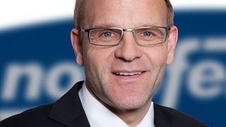 Norbert Dyx, Geschäftsführer der neu gegründeten Novoferm Vertriebs GmbH ist mit dem Bauzuliefermarkt und dem Metier Türen, Tore, Zargen bestens vertraut. Bild: Novoferm (Archiv: Vogel Business Media)