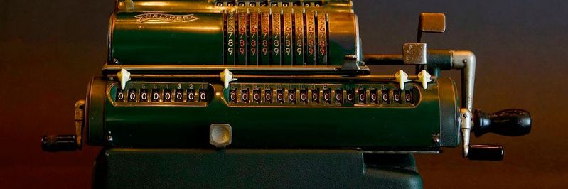 Rechenmaschine 4.0: leistungsfähige Industrie PCs sind im Zeitalter des IIoT von großer Bedeutung.(Bild:  gemeinfrei /  Pixabay)