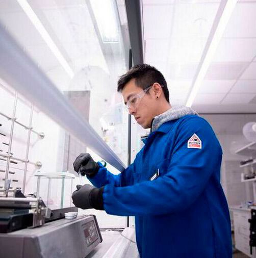 Steven Lee, a graduate student in professor Arumugam Manthiram's lab at UT. Steven Lee, a graduate student in professor Arumugam Manthiram's lab at UT.