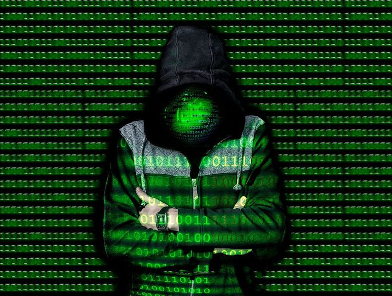 Adult FriendFinder – Ausverkauf im Dark Web: Der berüchtigte Hacker ‚Peace‘ stahl 73 Millionen Nutzerdaten der Onlinecommunity Adult FriendFinder. Er bot die gestohlenen Daten nur kurze Zeit später im Dark Web zum Verkauf an. Der Angreifer nutzte die zuvor bekannt gewordene Schwachstelle namens Local File Inclusion aus. Diese ermöglichte es ihm aus der Ferne bösartigen Code auf den Webservern auszuführen. (Pixabay)