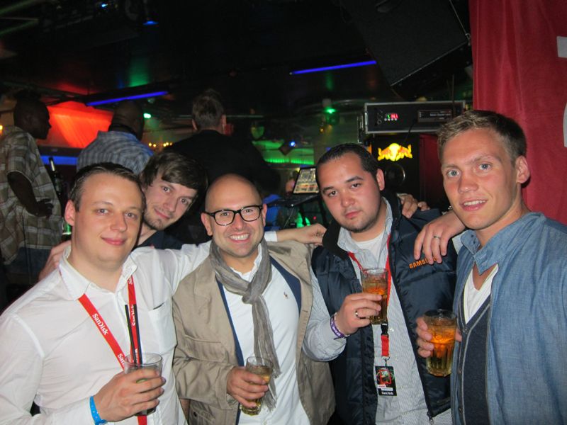 v. l. Philipp Trulson und Matthias Proske, Value Tech, Maciej Wieczorek, SteelSeries, Friedrich Stiemer, PC Welt, und Lukas Marquardt, Samsung (IT-BUSINESS/Besa Agaj)