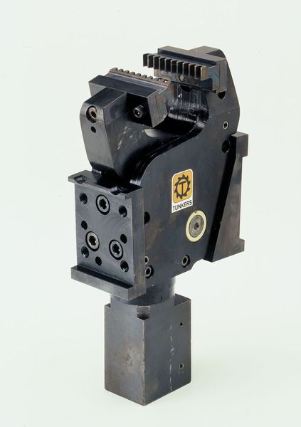 Hydraulikzange zum Wellenprägen. (Bild: Tünkers Maschinenbau)