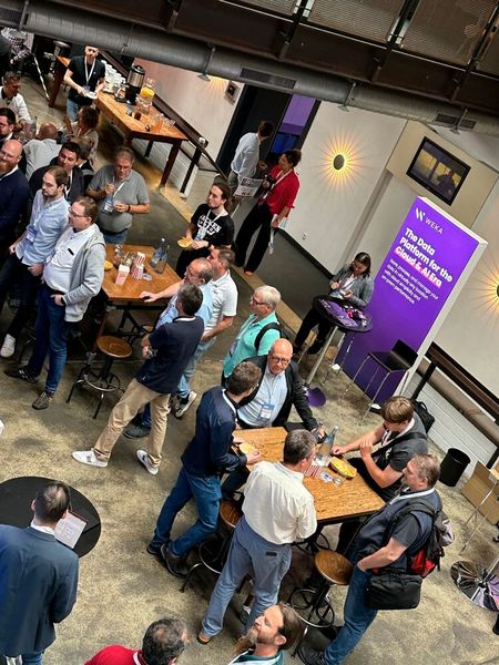 Das Get together war der perfekte Ausklang mit Drinks und Snacks im Gastwerk Hotel. Das Team der Vogel IT-Akademie lädt herzlich ein, bei der CCX in 2024 und an drei Locations dabei zu sein!  (Bild: Vogel IT-Akademie)