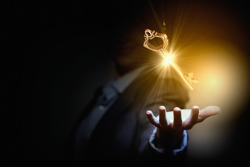 Bei Industrie 4.0 ist die IT-Sicherheit nicht nur innerhalb eines Standorts beziehungsweise eines Unternehmens, sondern standort- und unternehmensübergreifend zu gewährleisten. (© Sergey Nivens - Fotolia)