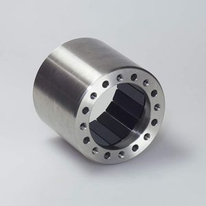 2 Synchron: Synchroner Torquerotor mit Permanentmagneten.