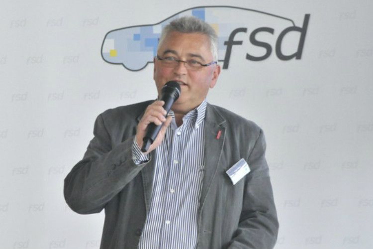 Gastgeber: Holger Winter, Vorsitzender des Arbeitskreises „Freie Werkstätten“ beim Landesverband Sachsen. (Foto: Zietz)