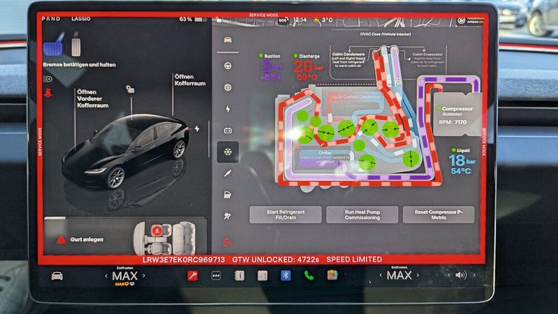 Im Servicemodus, erkennbar an der roten Umrandung des Bildschirms, kann der Bediener den Status sämtlicher Fahrzeugsysteme prüfen – hier das Thermomanagement.(Bild:  Rosenow – VCG)