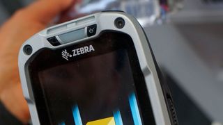 Pick by Pics im Livetest am Transport-Logistic-Messestand von CIM. (CIM)