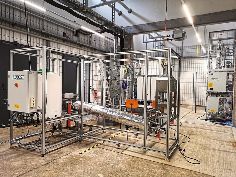 Die Technikumsanlage zur Extraktion der Chicorée-Wurzelrüben. (© Universität Hohenheim, Katarzyna Swiatek)