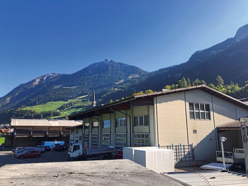 Durch die neue Teka-Schichtlüftungsanlage ist Sutter für Produktionsprozesse effizient, vor allem in Sachen Gesundheitsschutz zukunftsorientiert aufgestellt. (Bild: Teka)