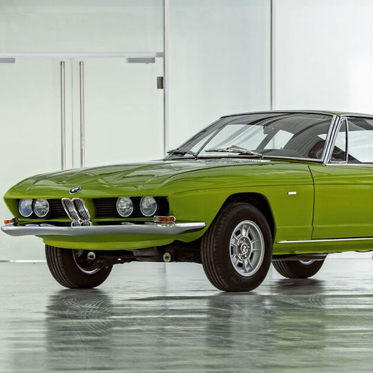 BMW hat aufwändig ein Unikat, eine Studie des Karosseriedesigners Frua, instand gesetzt.(Bild:  BMW)