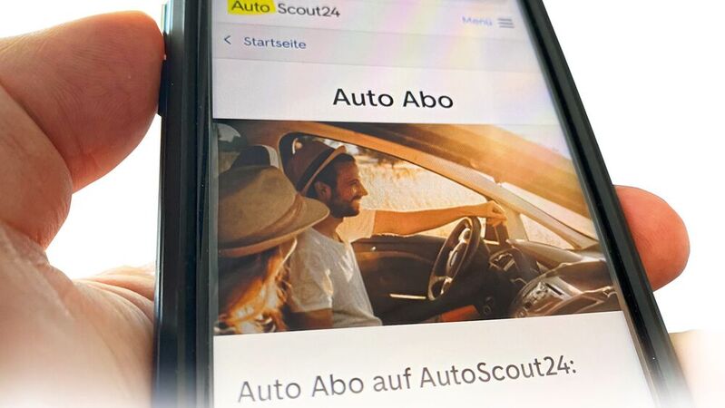 Autoabonnements verschiedener Anbieter – auch von Händlern – im Überblick: Autoscout 24 hat seine Plattform für Fahrzeugeabonnements grundlegend überarbeitet.