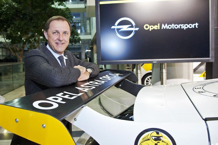 Opel-Chef Dr. Thomas Sedran ist mit von der Partie: Nach dem Ausstieg aus der DTM Ende 2005 hatte Opel sein Motorsport-Programm fast auf null zurückgefahren. Jetzt soll es wieder losgehen. (Foto: Opel)