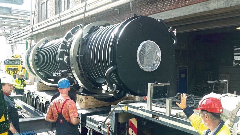 Eine harte Nuss für Anlagenbauer: So gelingt es, Wärme aus der Verbrennung von Nussschalen zu gewinnen. (Werkstätten)