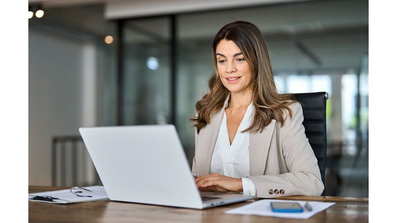 Praktische Funktionen und die KI-Integration in der ConSense Release 2025.2 optimiert die Arbeit mit QMS- und IMS-Systemen.(Bild:  insta_photos)