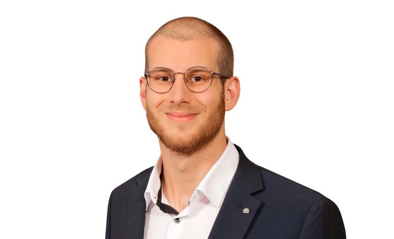 Leon Alexander Karger ist Corporate Student, Partner Management & Network bei Phoenix Contact. (Bild: KI-generiert)