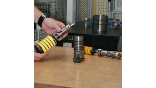 Das Thick-Turret-Komplettwerkzeug Pass Beta V2 lässt sich alleine mit den Händen demontieren, montieren und einstellen. Bild: Pass Stanztechnik (Archiv: Vogel Business Media)